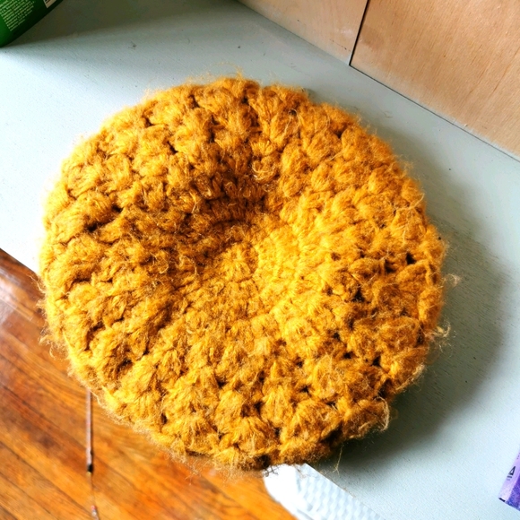 Yellow Bouree - Picture 1 of 5